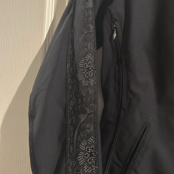 Lululemon Run: Draft Dodger Jacket - Picture 4 of 5